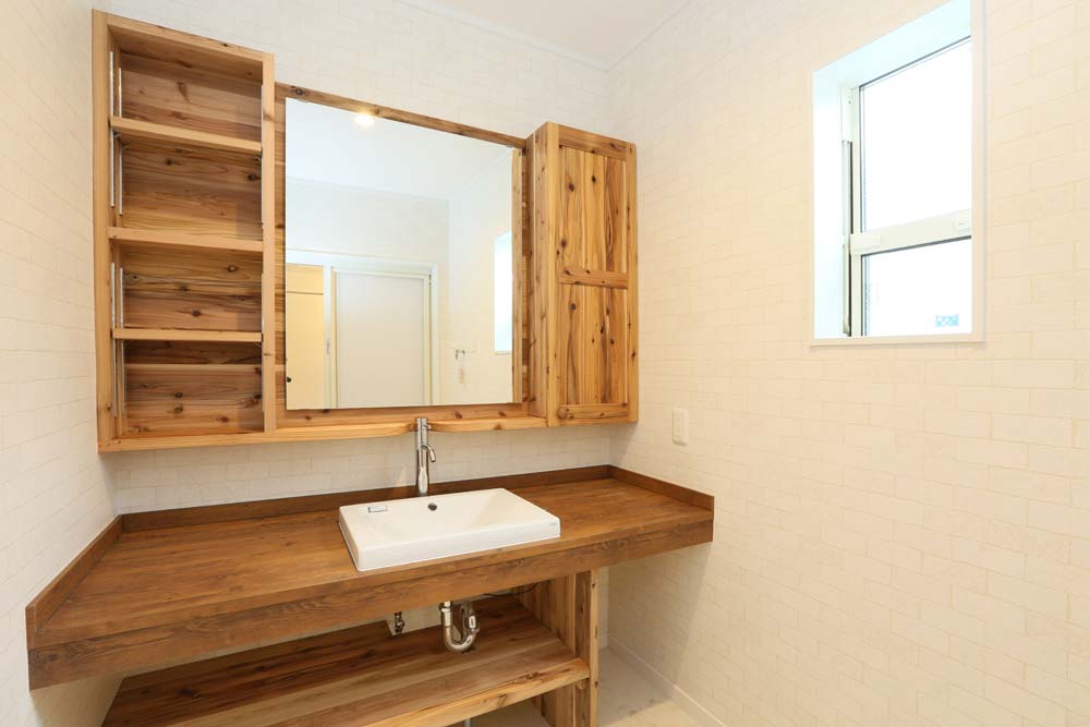 建築事例 松阪市本町 2017.03