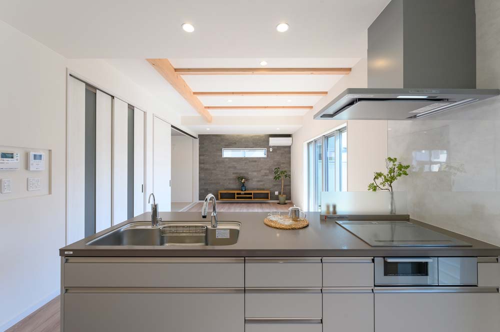 建築事例 松阪市田原町 2021.03